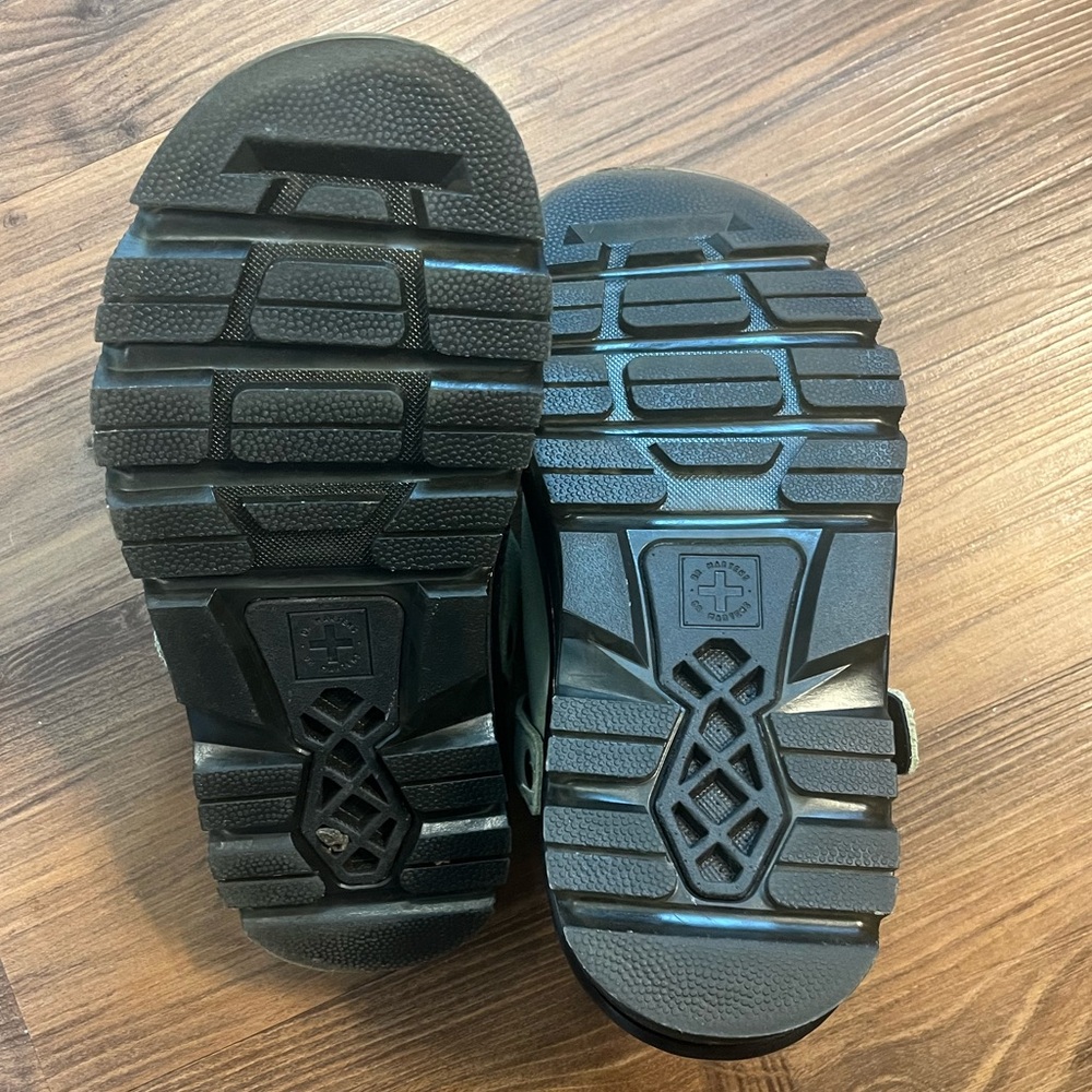 Dr. Martens Zebzag Mules - Picture 4 of 6